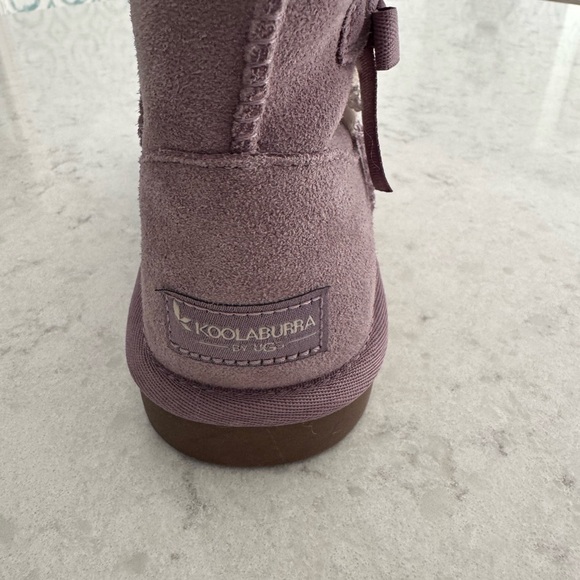Kookaburra purple Suede Boots with Bows. Size 3 girls. Excellent condition - Picture 2 of 5